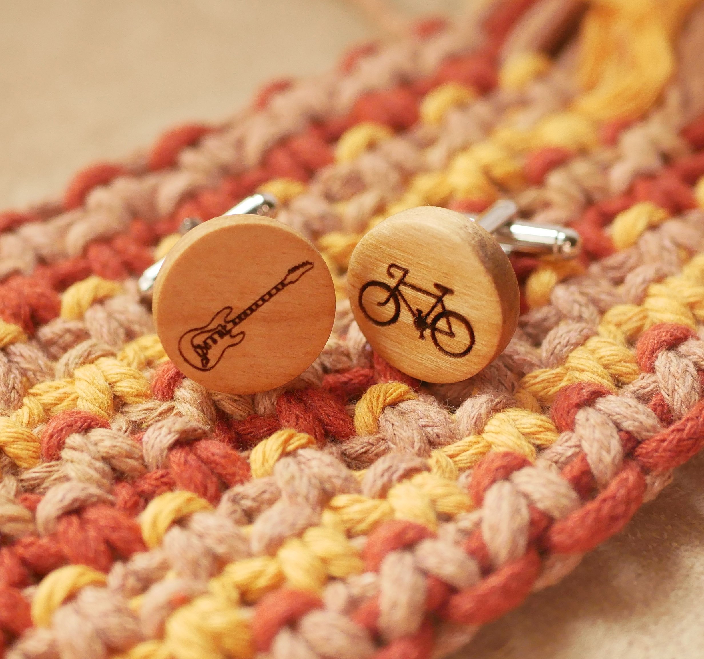 Kirschbaum-Manschettenkn&ouml;pfe mit Ihren eingravierten Designs