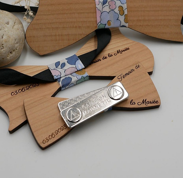 Brosche Mini Pap-Schleife aus Holz zum Selbstgestalten