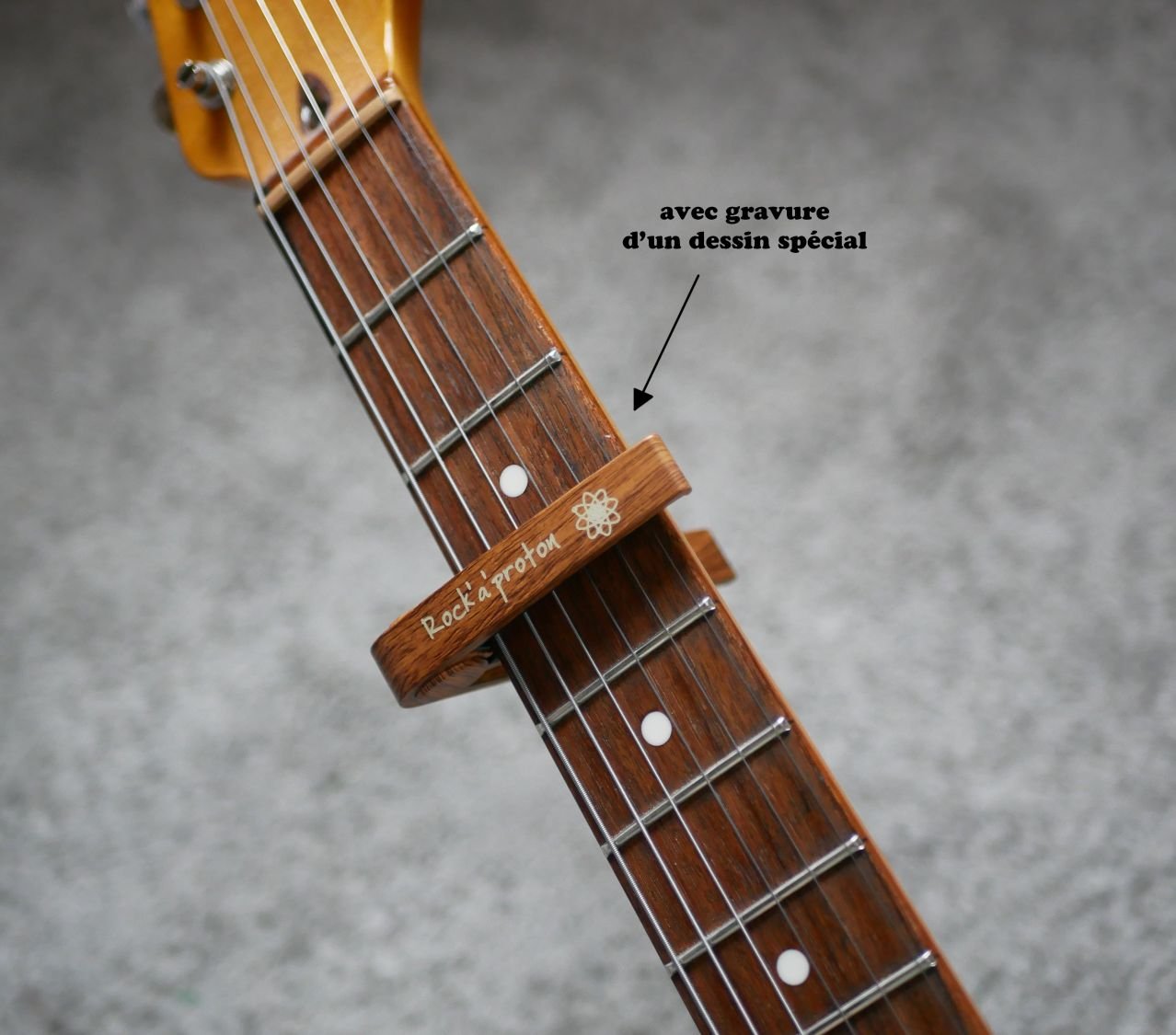 Aluminium Gitarre Capo Gold Gravur zu personalisieren