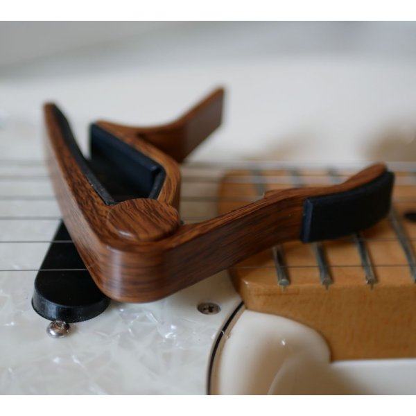 Aluminium Gitarre Capo Gold Gravur zu personalisieren