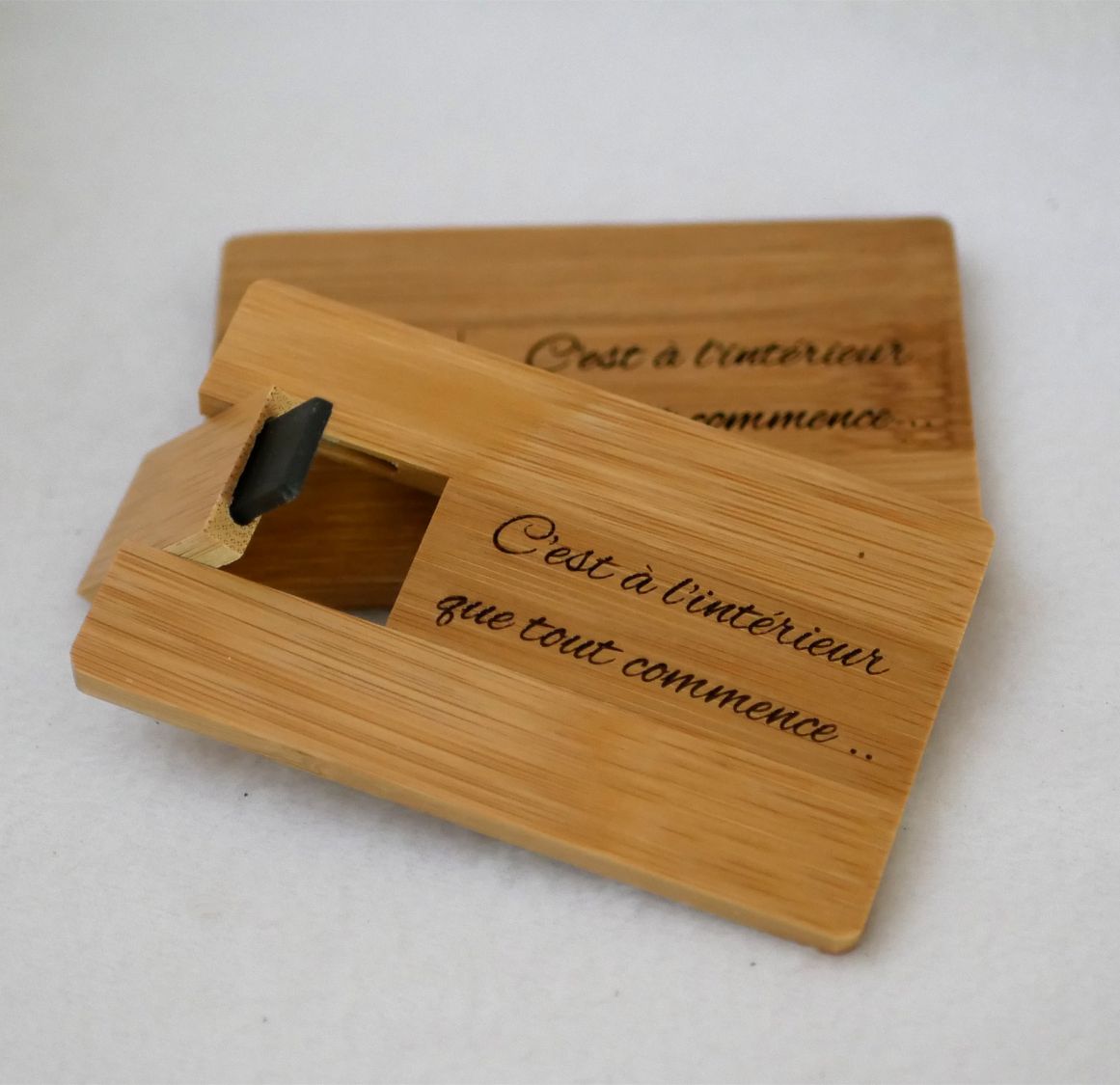 USB-Stick 32 GB Karte Bambus Holz verkohlt zu personalisieren durch Gravur