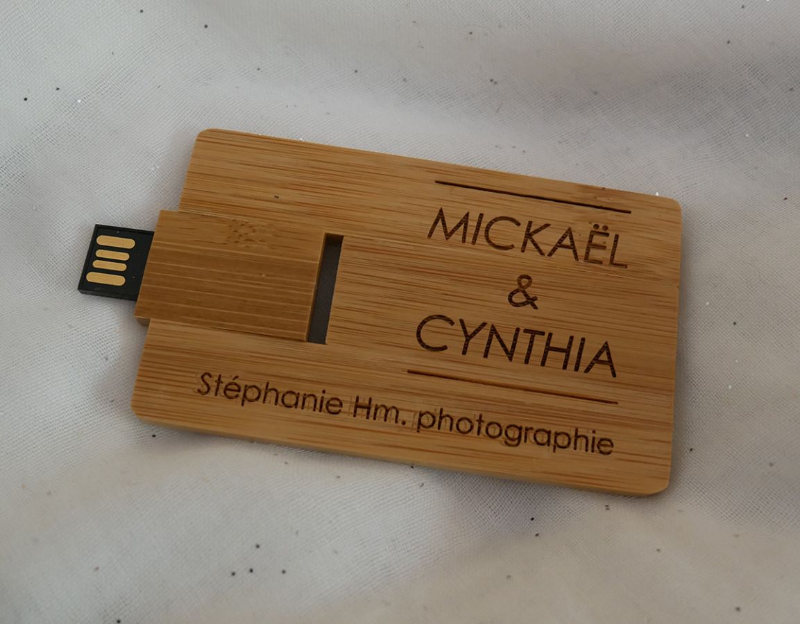 USB-Stick 32 GB Karte Bambus Holz verkohlt zu personalisieren durch Gravur