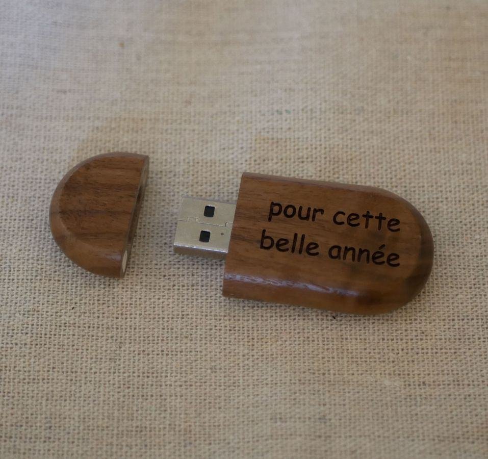 Ovaler USB-Stick zum Selbstgestalten durch Gravur, Holz nach Wahl