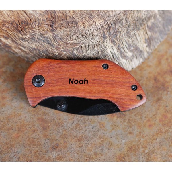 Kleines Messer mit Holzgriff zum Gravieren