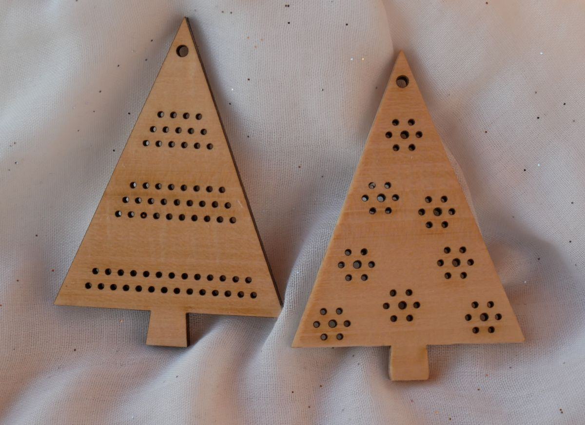 Duo Tannenbäume aus Holz für Weihnachtsdekoration zum Selbersticken 