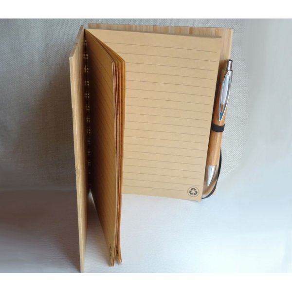 G&auml;stebuch aus Holz f&uuml;r Taufe oder religi&ouml;se Zeremonie