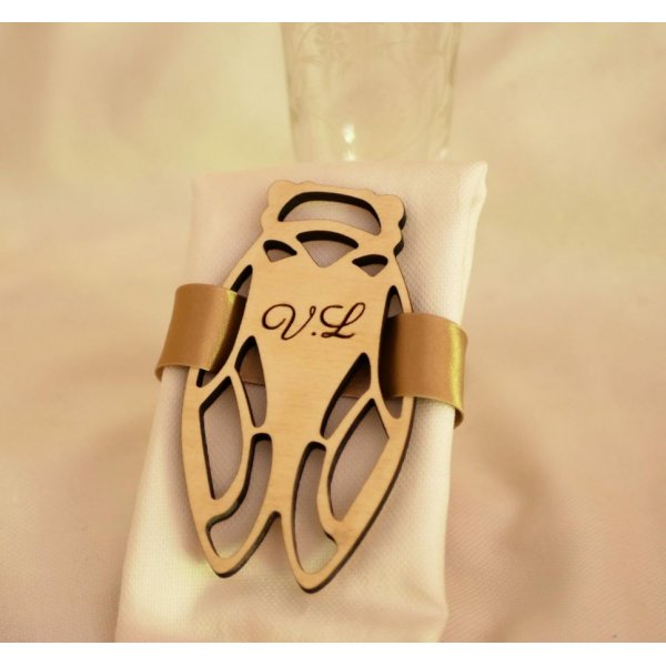 5 h&ouml;lzerne Platzkarten "Cigales" mit Namen personalisieren