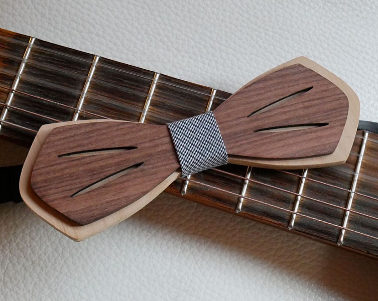 Noeud papillon en bois Palissandre et Merisier naturels &agrave; personnaliser