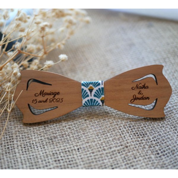 Holzband Trompe l'oeil Schmetterlingsfalter zum Anpassen