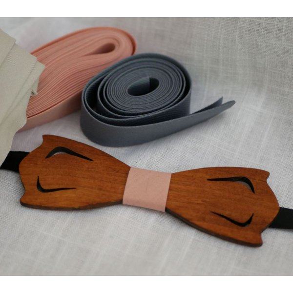 Holzband Trompe l'oeil Schmetterlingsfalter zum Anpassen