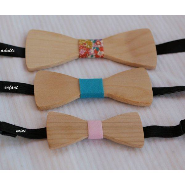 Schmetterlingsknoten gerade Kanten Naturholz Franz&ouml;sisch zu personalisieren durch Gravur hergestellt in Frankreich