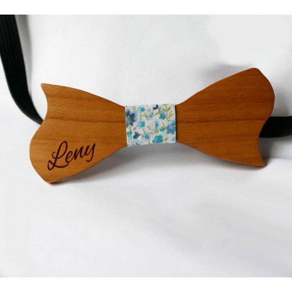 Bowtie Kind Holz Kirschbaum asymmetrisch zu personalisieren