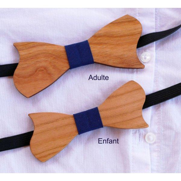 Bowtie Kind Holz Kirschbaum asymmetrisch zu personalisieren