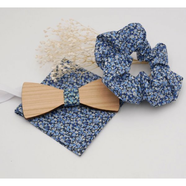Clutch Liberty Pepper Blau + Scrunchie + Fliege aus Holz anpassbar