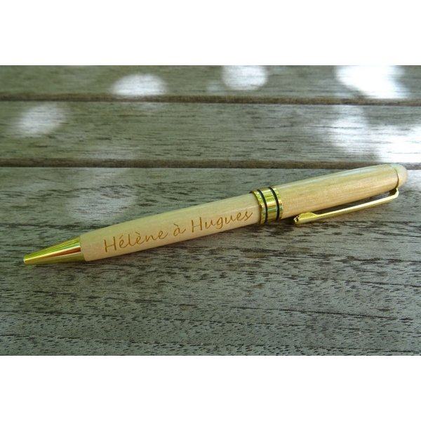 Stylo grav&eacute; personnalis&eacute; en bois coffret m&eacute;tal