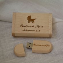 Usb-Stick 32 GB 3.0 in personalisierter Box aus hellem Ahornholz