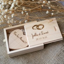 Usb-Stick Herz 64 GB 3.0 in personalisierter Box aus hellem Holz